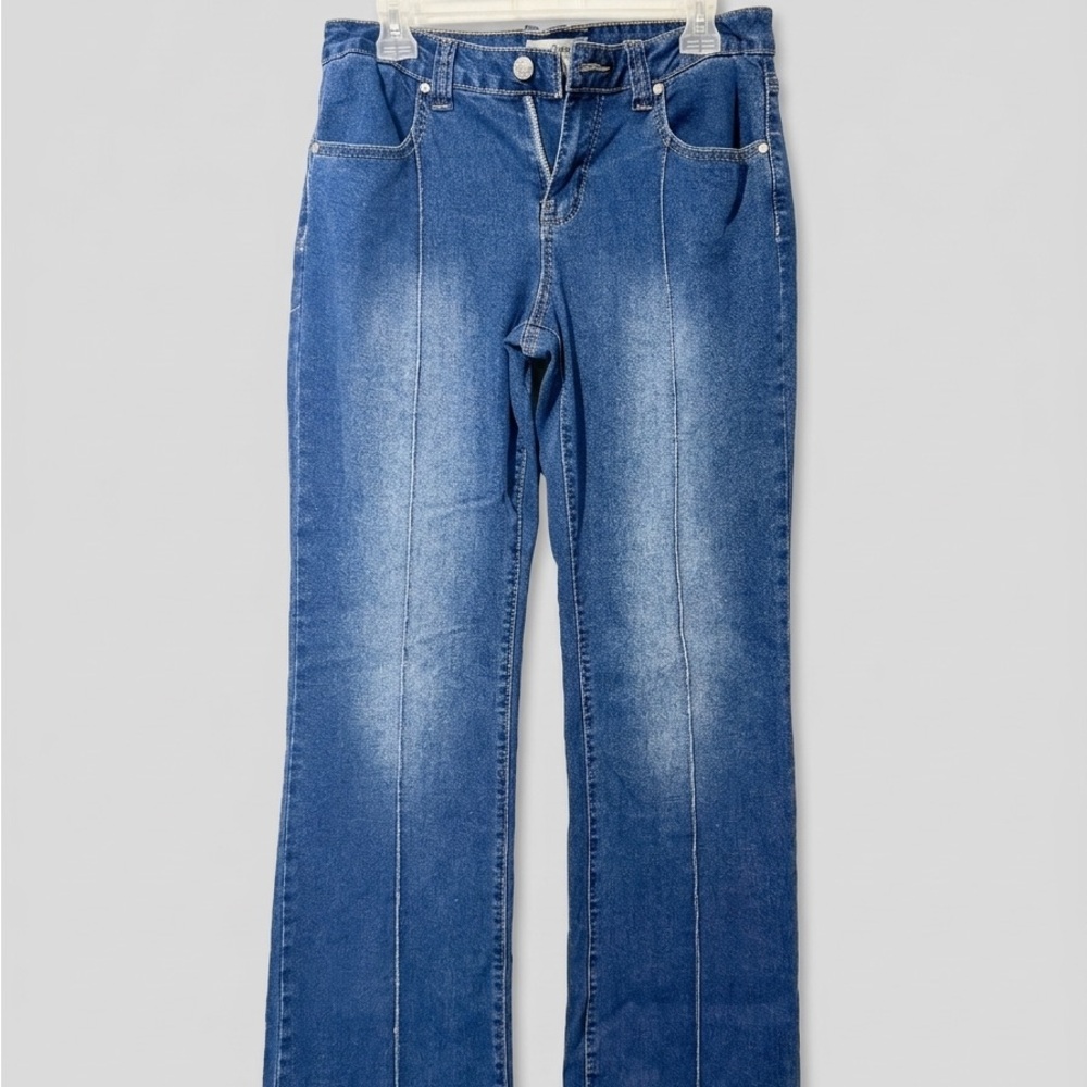 Madden Girl flare Leg Women's Jeans - Blue New